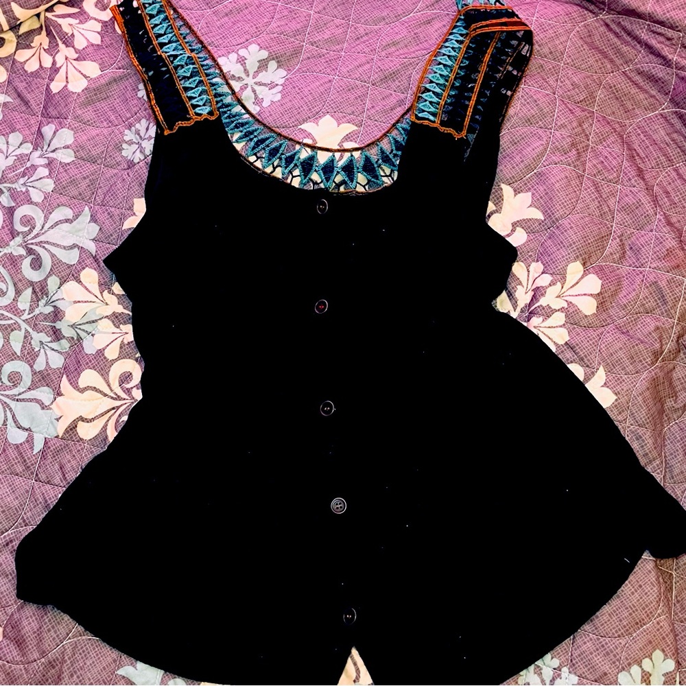 Daytrip Embroidered Button Up Tank Top